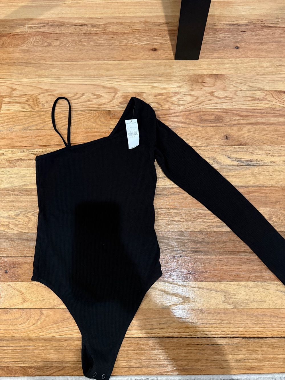 American Eagle Outfitters Black One-Shoulder Long-Sleeve Bodysuit